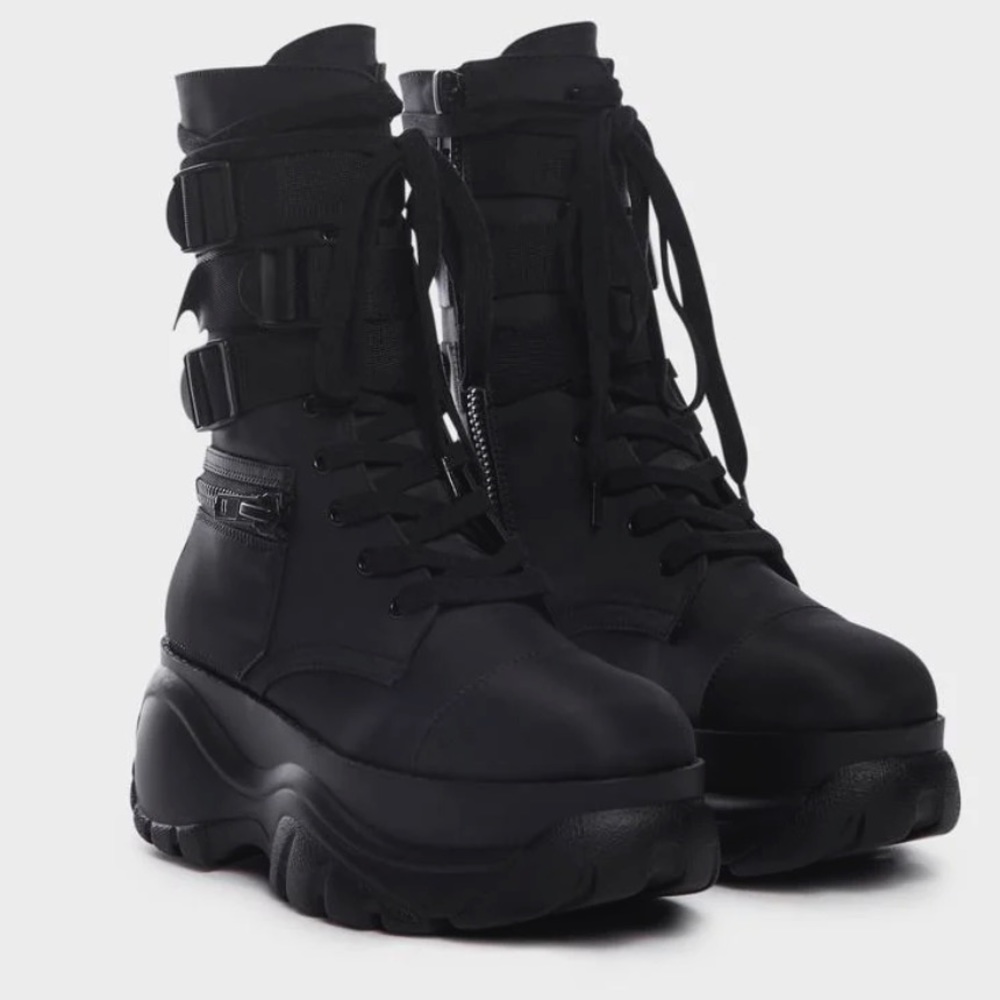 Mad hustle combat boots from dolls kill. Size 9 US.